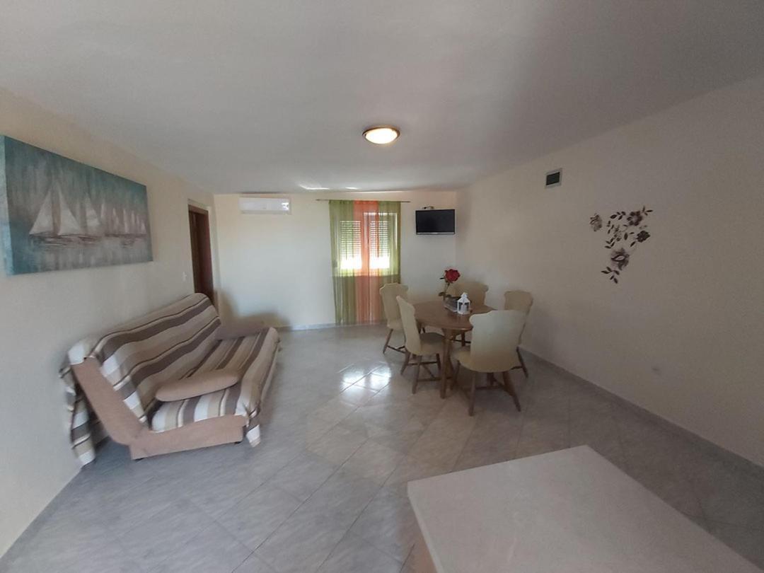 Apartments Elvir Nin Εξωτερικό φωτογραφία